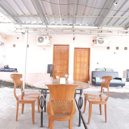 Oyo 91490 Hotel Rumah Kita Сиребон Екстериор снимка