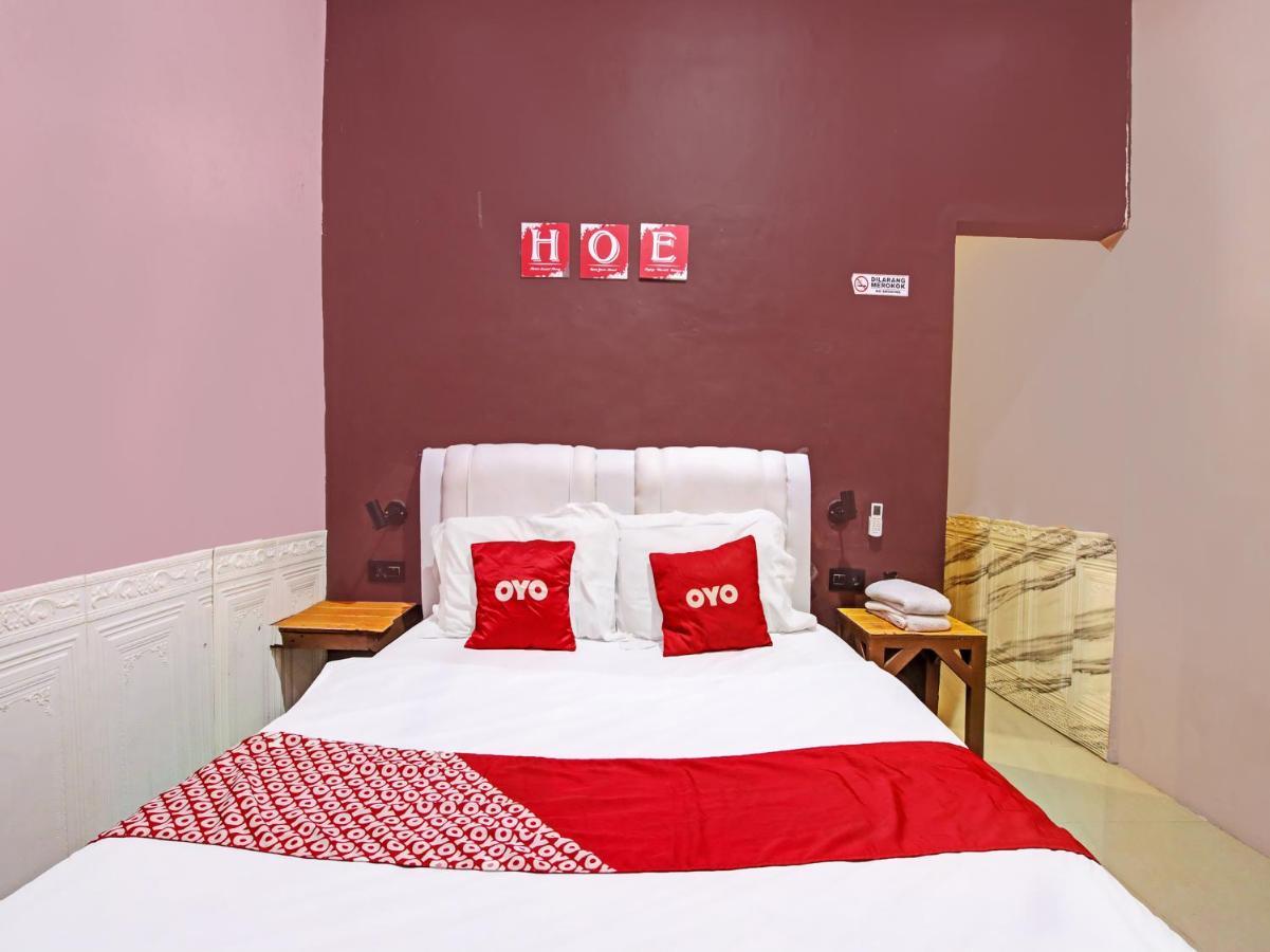 Oyo 91490 Hotel Rumah Kita Сиребон Екстериор снимка