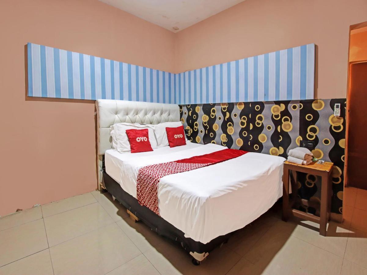 Oyo 91490 Hotel Rumah Kita Сиребон Екстериор снимка